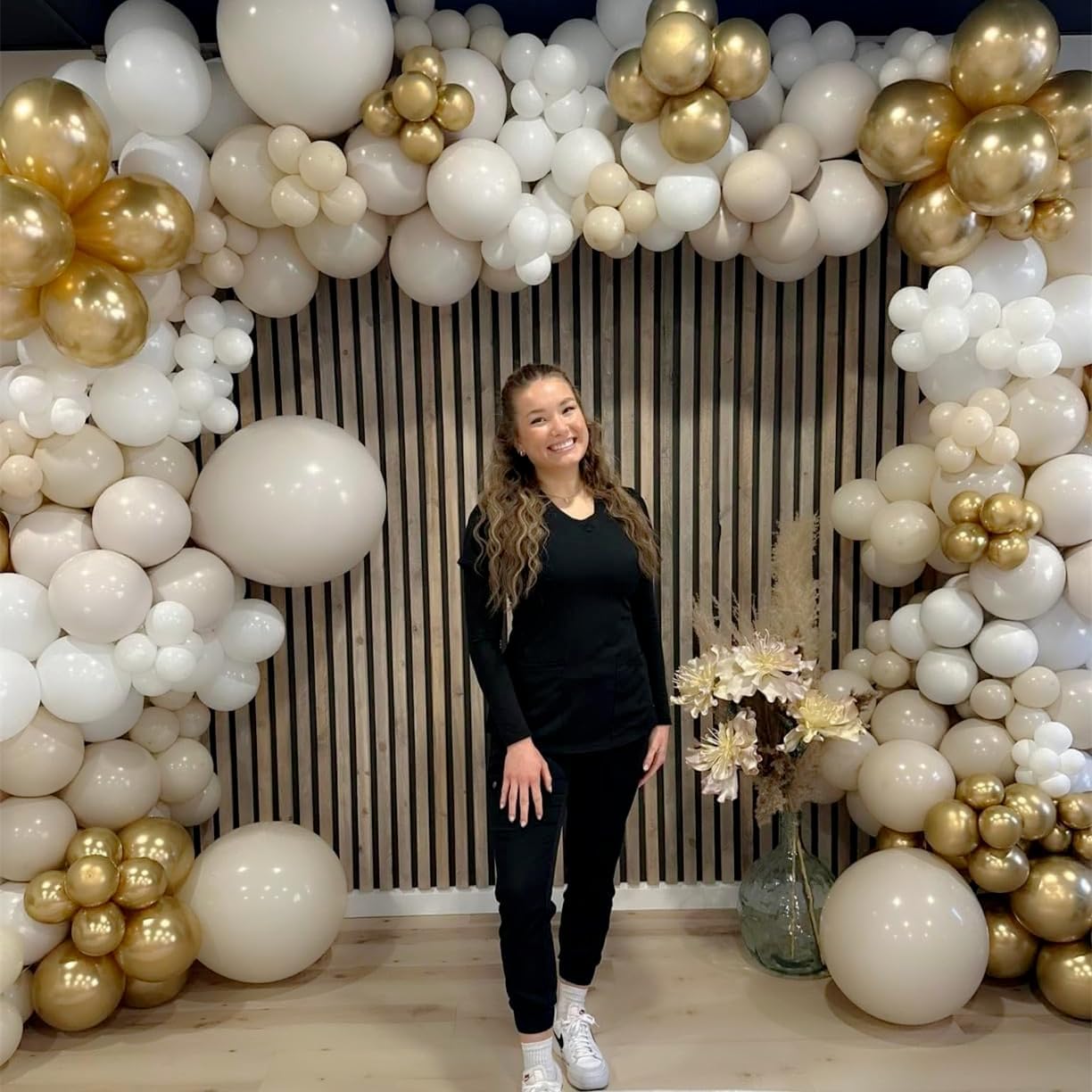 White Sand Balloons Garland Arch Kit, 163PCS Sand White Chrome Gold Beige Boho Balloons Arch Kit 5 10 18 Inch Different Sizes for Birthday Anniversary Wedding Bridal Shower Boho Party Decorations