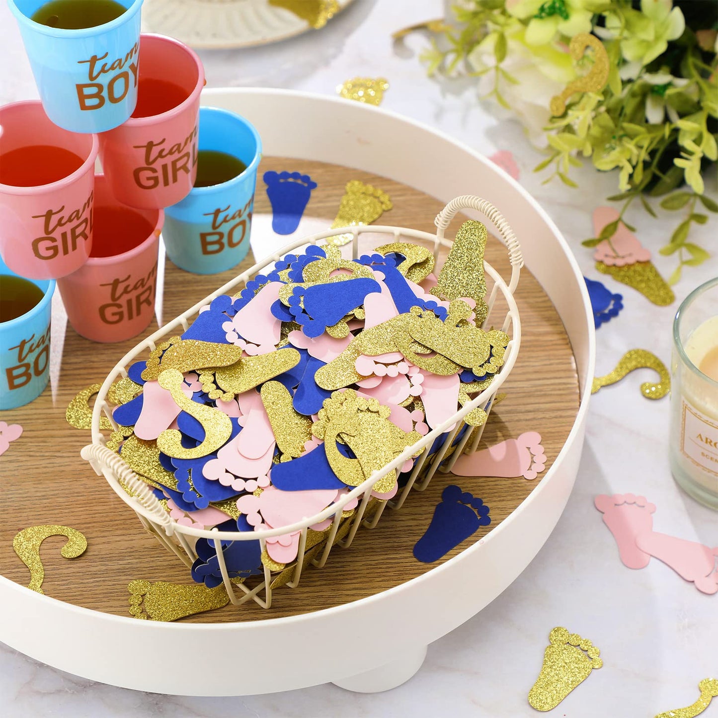 Pink, Blue and gold confetti table decoration