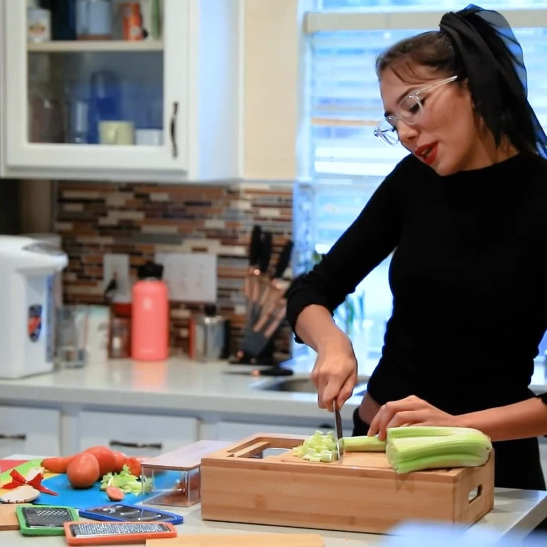 Convenient storage kitchen cutting board